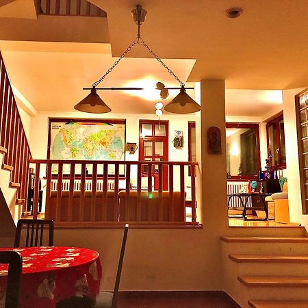 Blue Orange Hostel Скопие Екстериор снимка