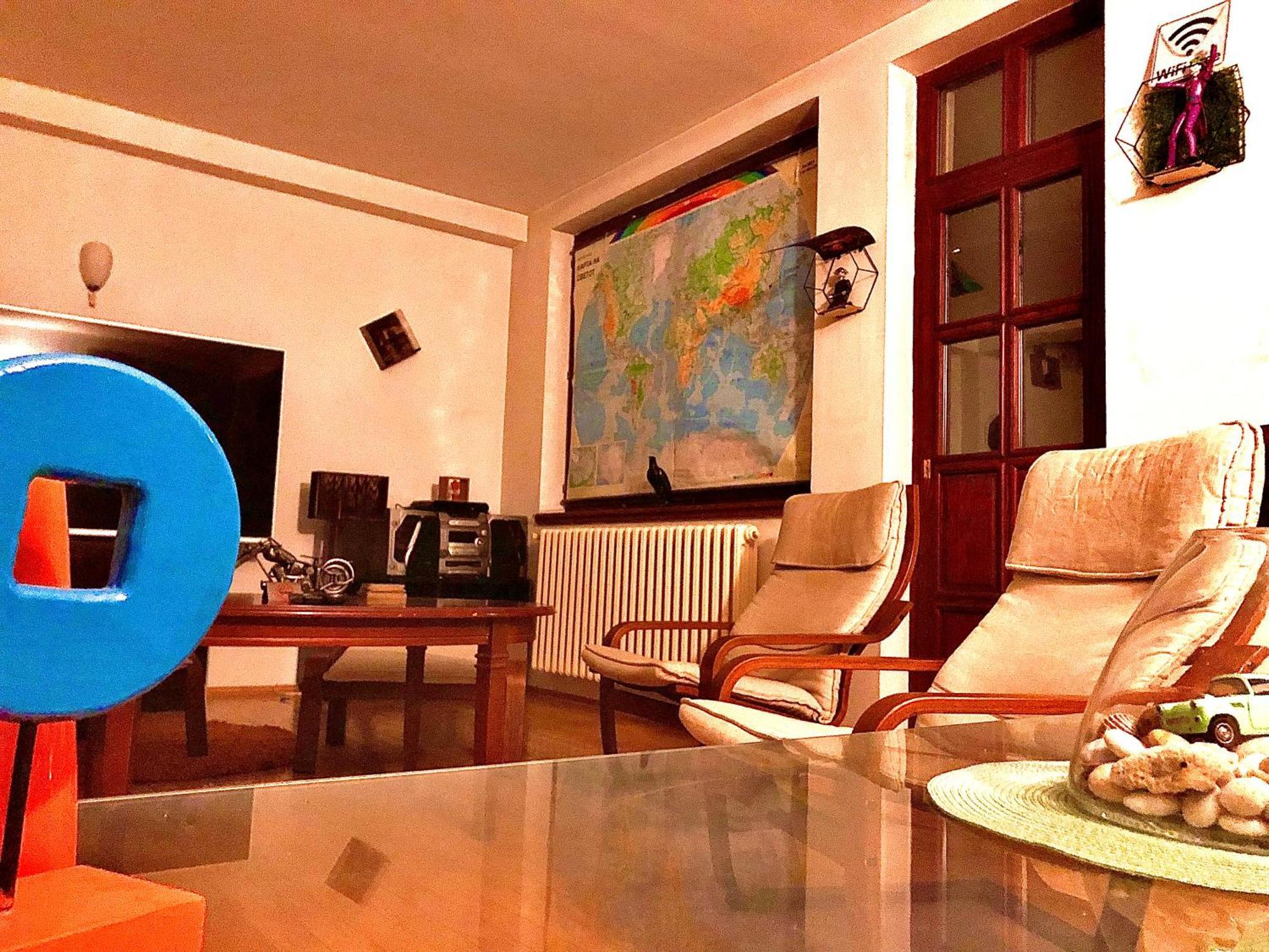 Blue Orange Hostel Скопие Екстериор снимка