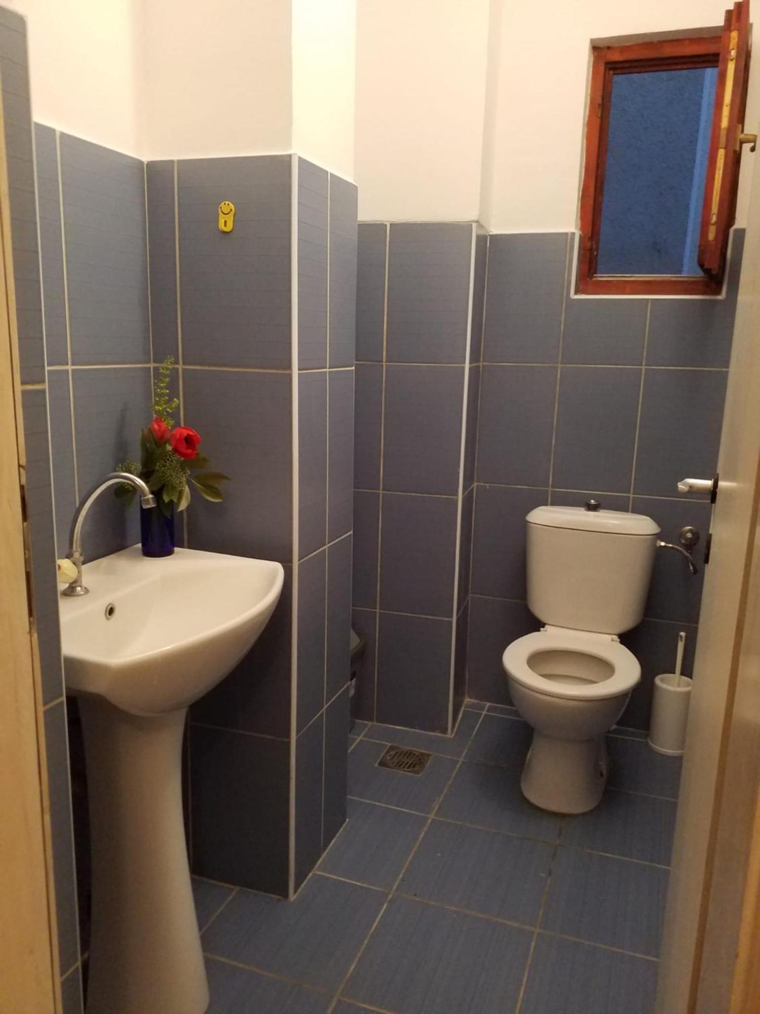 Blue Orange Hostel Скопие Екстериор снимка